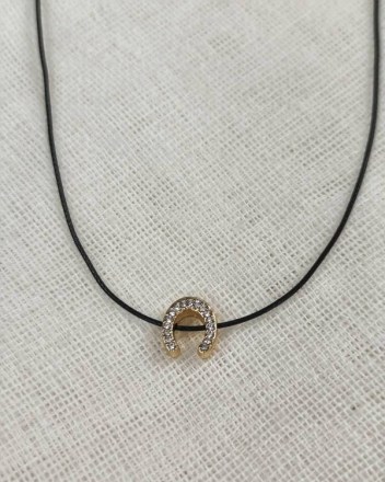 2  κολιε πεταλο (1)